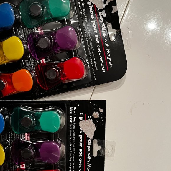 Magnetic Chip Clips Multi-colored  - 2 packs of 6 clips for a total of 12 -‎ NEW - Picture 7 of 10